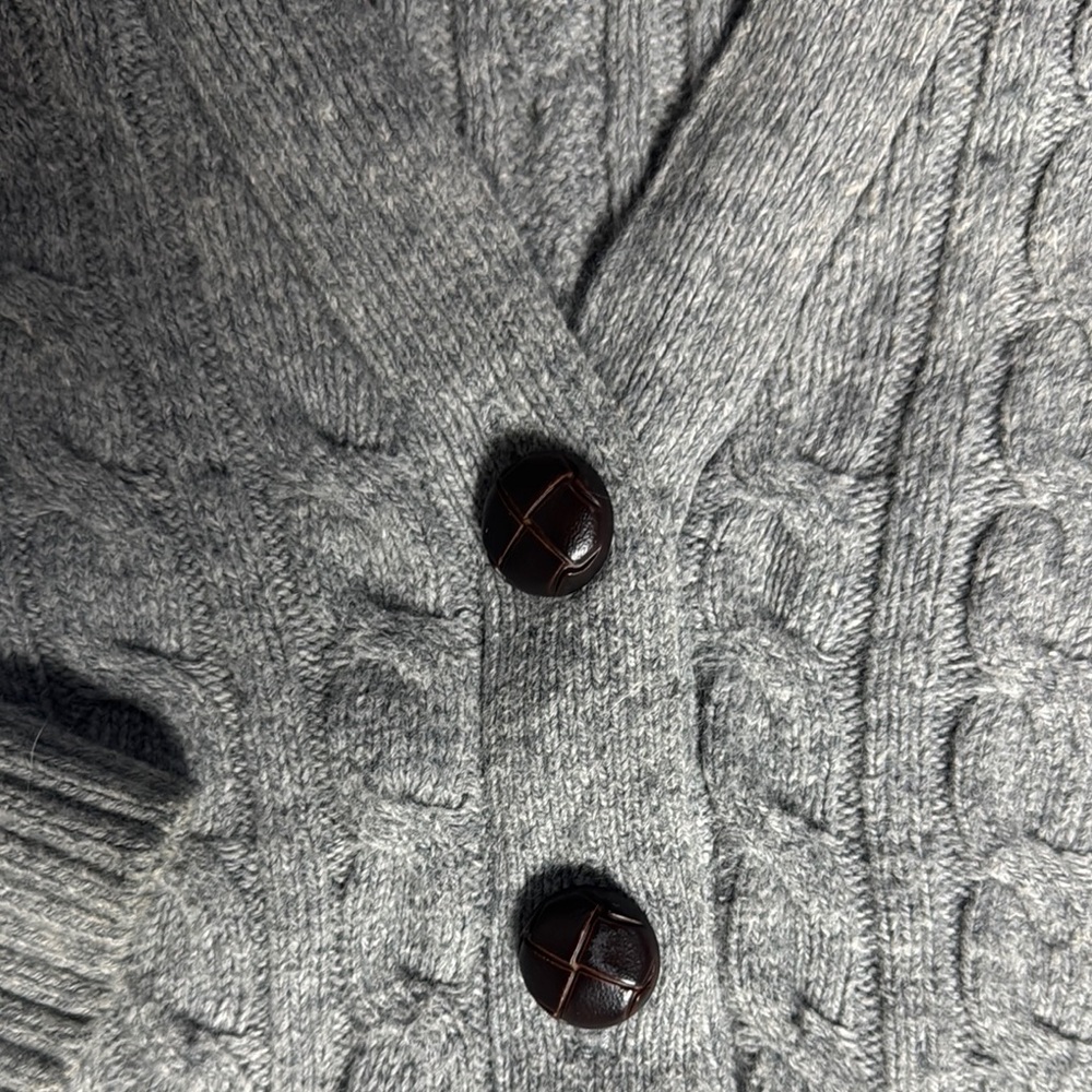 Abercrombie Gray Cable Knit Cardigan Sweater - Picture 4 of 9